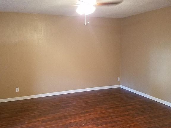 3rd image of 3656 Jackson St #B
