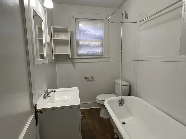 418 Polk Ave #A — Photo 8
