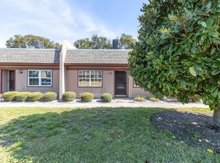 11204 Pembridge Ct APT 4, Port Richey, FL 34668