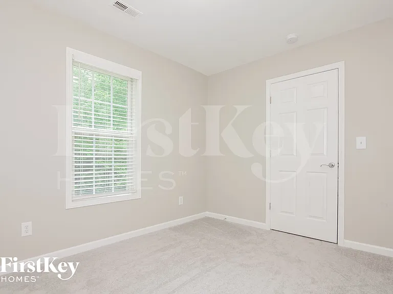 3021 Seymour Dr — Photo 11