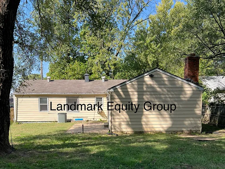 7405 Blue Ridge Blvd — Photo 3