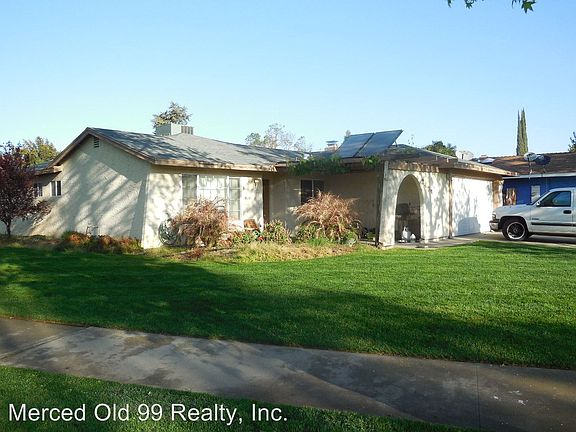 2nd image of 2433 Driftwood Dr