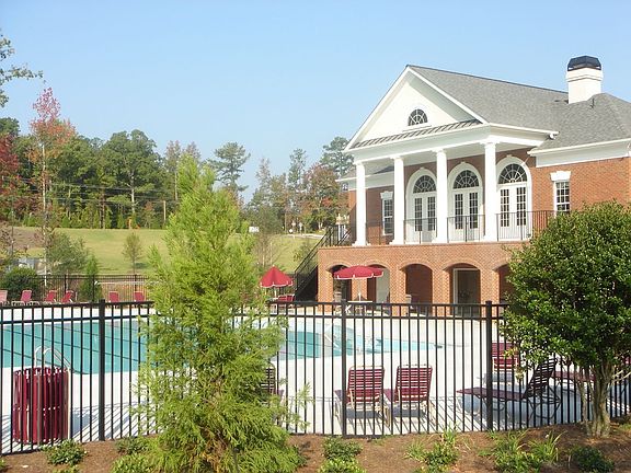 Wonderful Swim/Tennis/Basketball Community with Beautiful Clubhouse