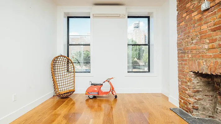 Rented by Nooklyn NYC LLC | media 31