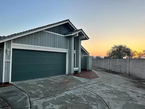 3282 Maple Leaf Ct #D Photo 1