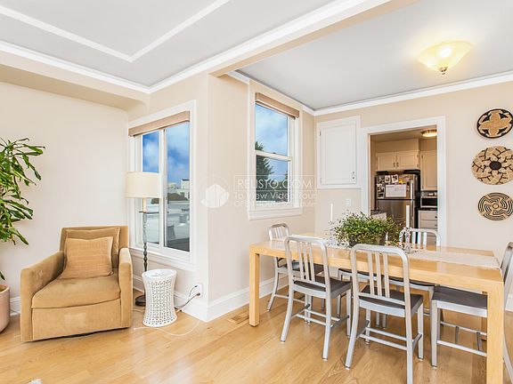 3rd image of 2030 Beach St