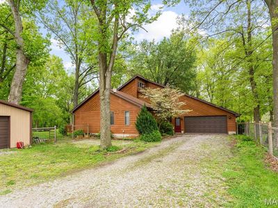 22000 East Rd, Carlyle, IL, 62231