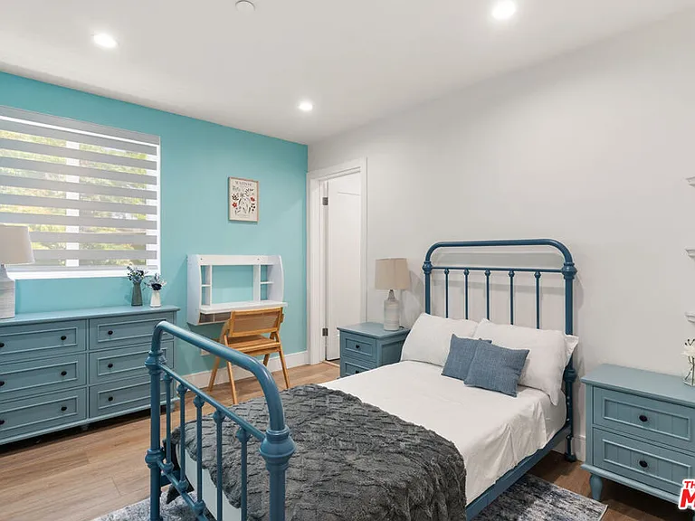 1341 N Mariposa Ave — Photo 29