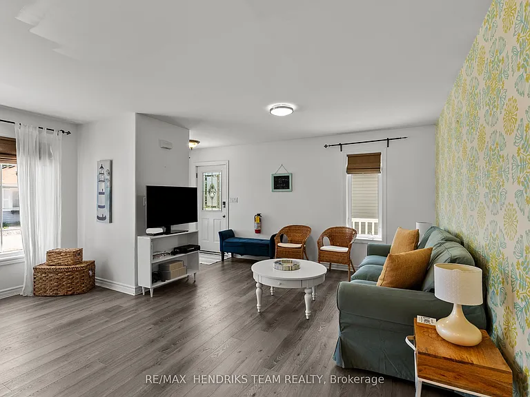 314 Lincoln Rd W — Photo 6