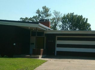 635 W Summit Ave, Fergus Falls, MN 56537