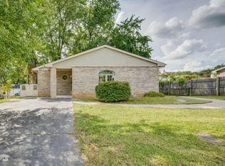 1009 E Myrtle Ave, Johnson City, TN 37601