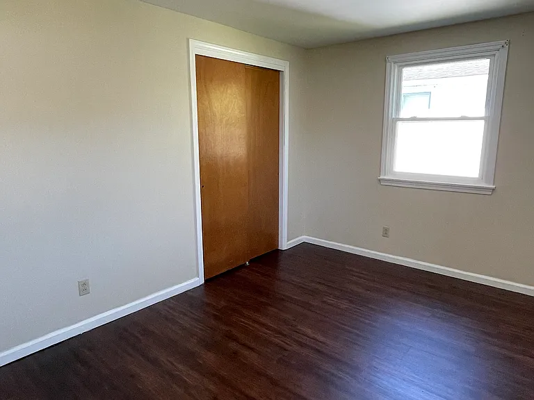 212 Sunshine Dr #L — Photo 26