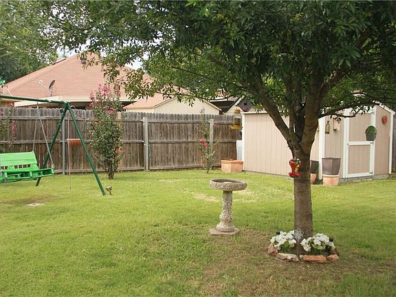3rd image of 5611 Cancun Dr