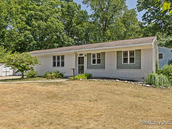 3rd image of 4654 Westgate Dr NW