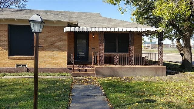 1st image of 2061 Hillburn Dr