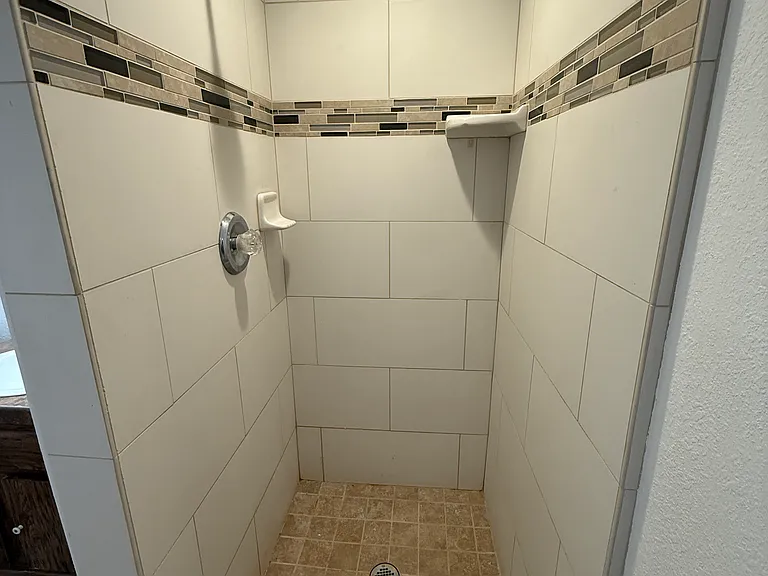 4805 Eisan Ave — Photo 7