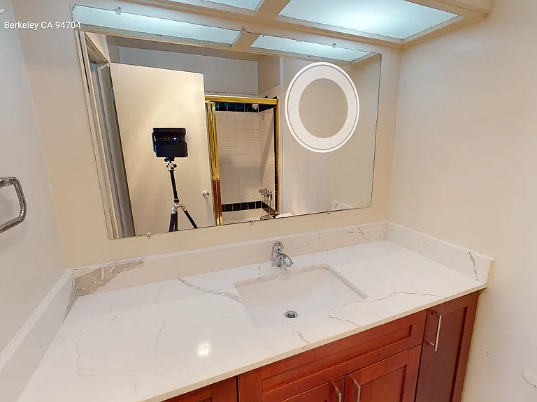 Berkeley Park Apartments — Photo 44