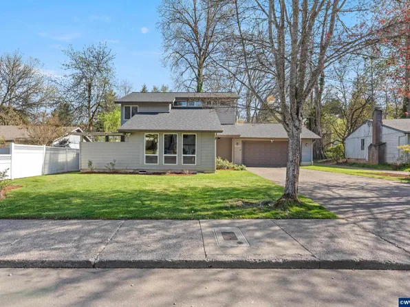 2358 Ptarmigan St NW, Salem, OR 97304