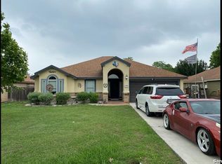113 S 3rd St, Skidmore, TX 78389