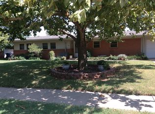 210 Iroquois Trl, Burns Flat, OK 73647