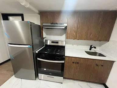 1183 Broad St #B2 — photo 2 of 5