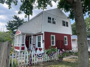 1233 S Union St, Aurora, IL 60505