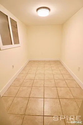 Rented by Spire Group | media 11