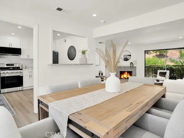 26008 Alizia Canyon Dr Unit C, Calabasas, CA 91302