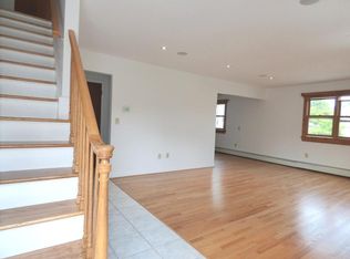 40 William St W, Greenwich, CT 06830