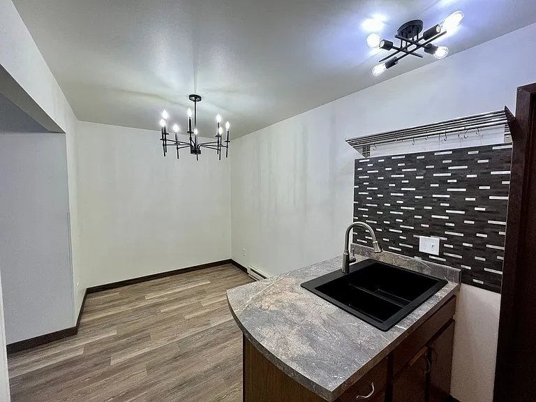 1010 Sawyer Dr — Photo 21