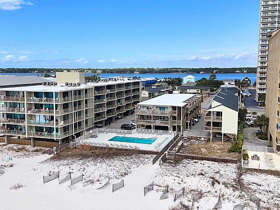 4th image of 1027 W Beach Blvd #101