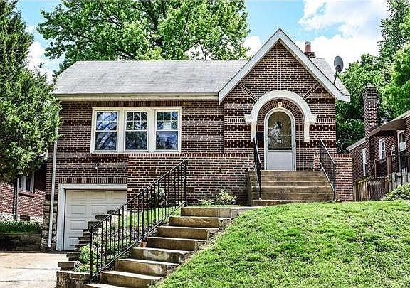 2nd image of 7552 Hiawatha Ave