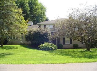 424 S 20th St, Lewisburg, PA 17837