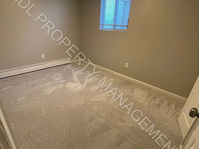 4545 Woodbridge — Photo 4