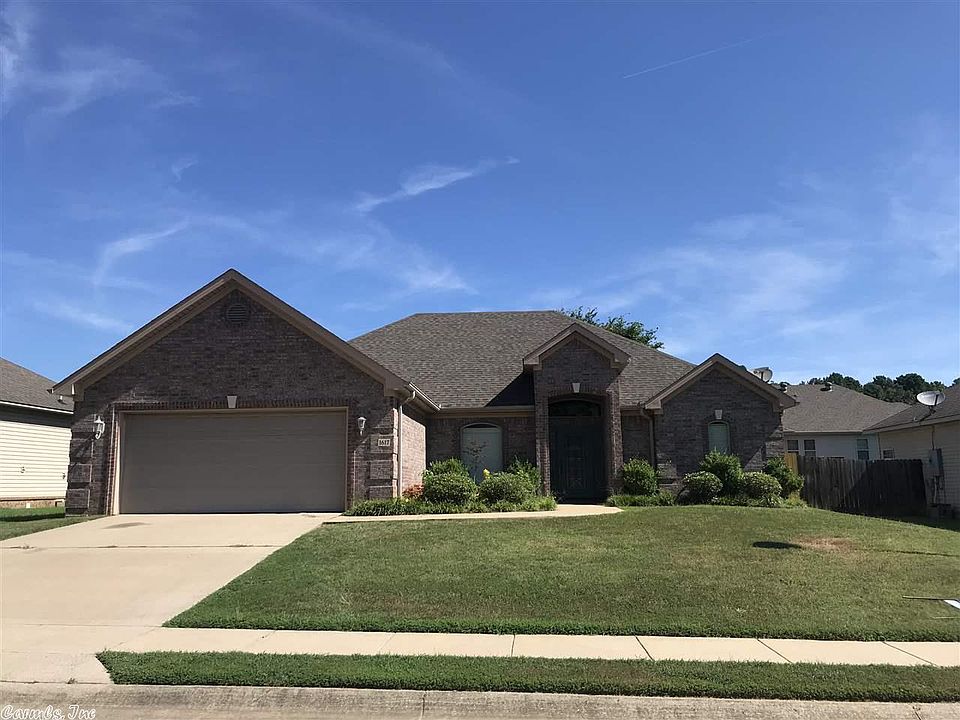 1st image of 1617 White Oak Cir