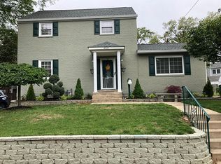 4715 1st St N, Arlington, VA 22203