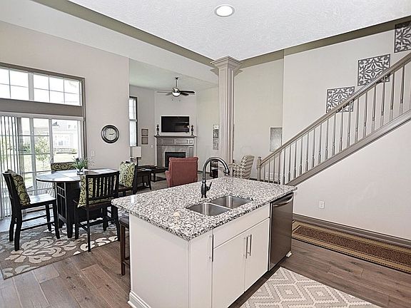 4th image of 8890 Winemack Ln