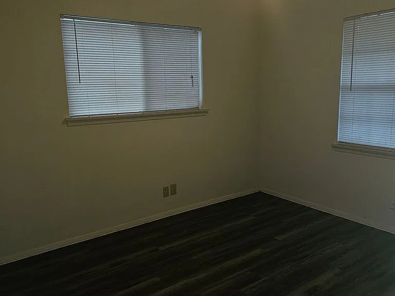 4335 Sunnyvale Ln — Photo 10
