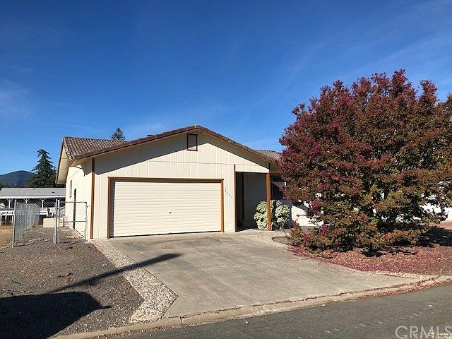 1st image of 12829 Island Cir