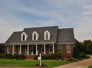 101 Waterview Ct, Chesapeake, VA 23435