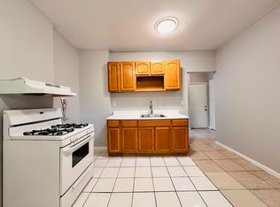 40 Martin Luther King Dr #2E, Jersey City, NJ 07305