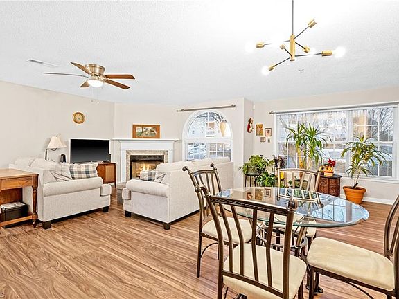 5th image of 3713 Morris Farm Dr APT 1A