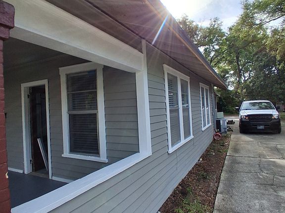 4th image of 5904 N Cherokee Ave APT B