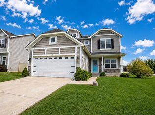 527 Chicory Ln, Valparaiso, IN 46385