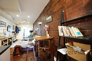 Rented by Rennit Inc.