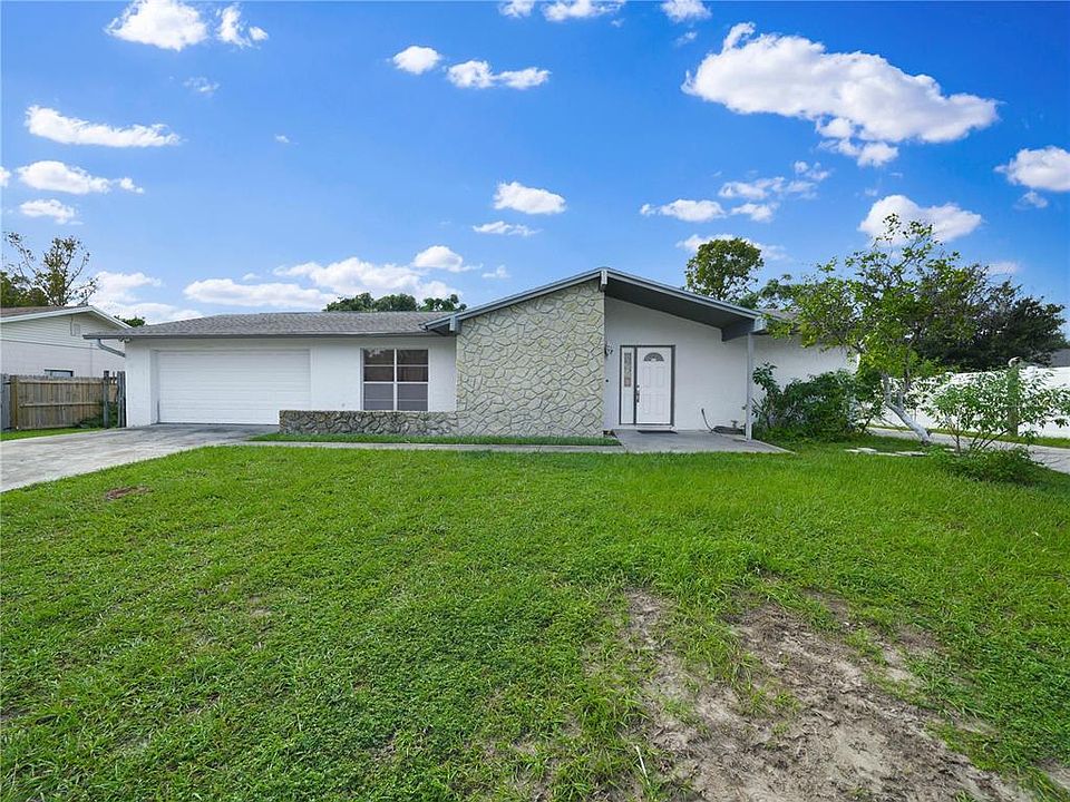 1st image of 2204 Kingswood Ln