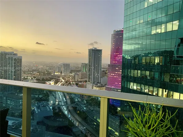 200 Biscayne Blvd Unit 4011, Miami, FL 33131