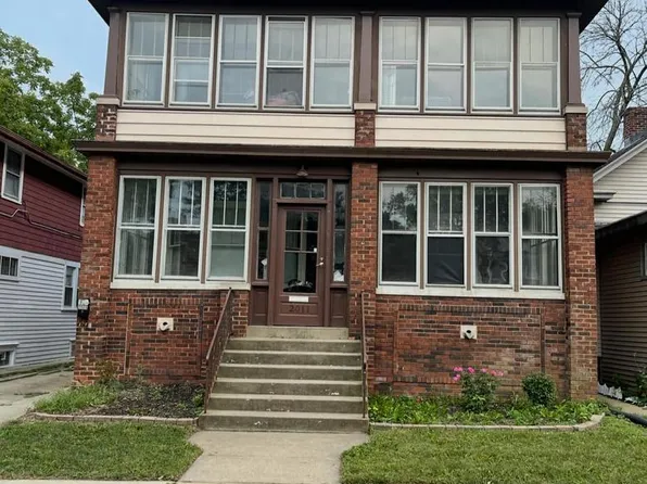 2009 Slauson AVENUE, Racine, WI 53403