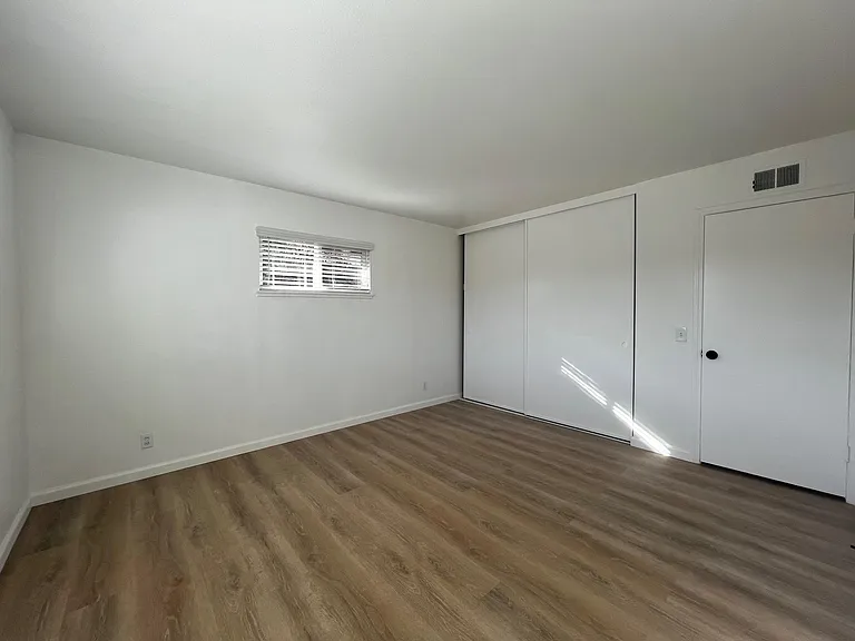 18371 Tamarind St — Photo 28