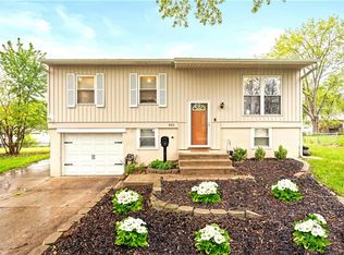 825 N Choctaw Ave, Independence, MO 64056